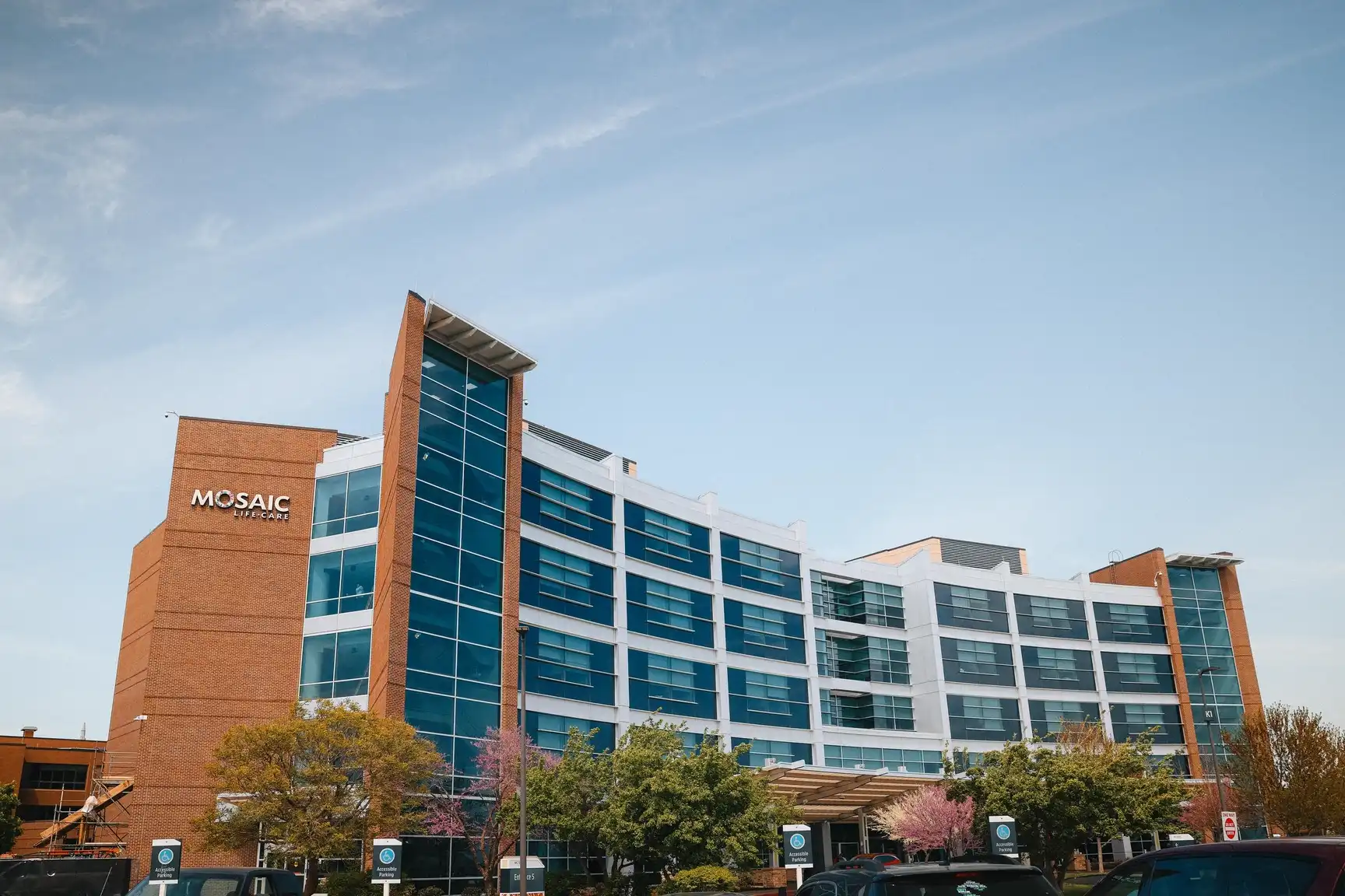 Healthcare, Commercial & Multi-Site Infrastructure - Professional technical integration services